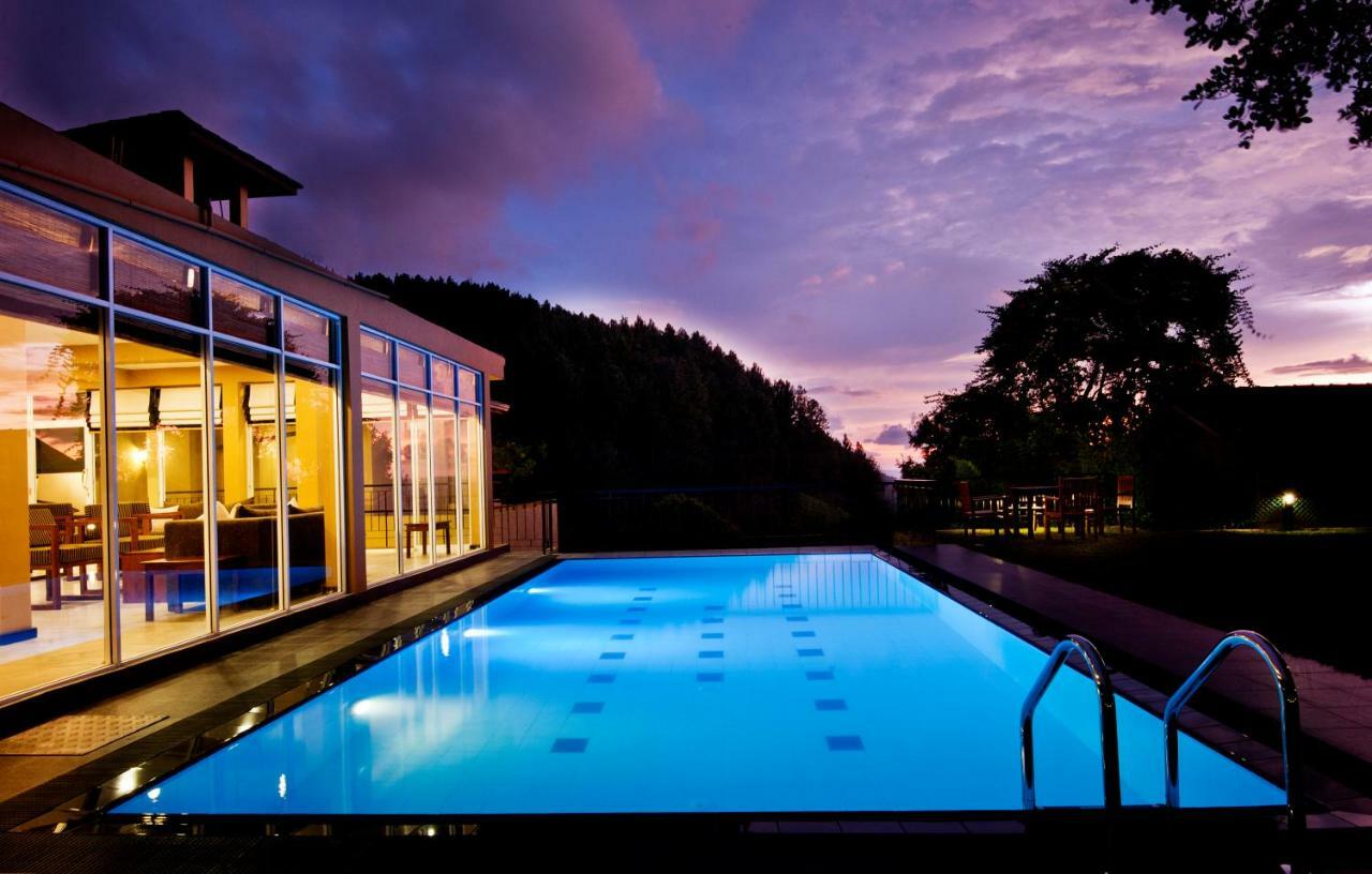 Melheim Kandy Villas Luaran gambar