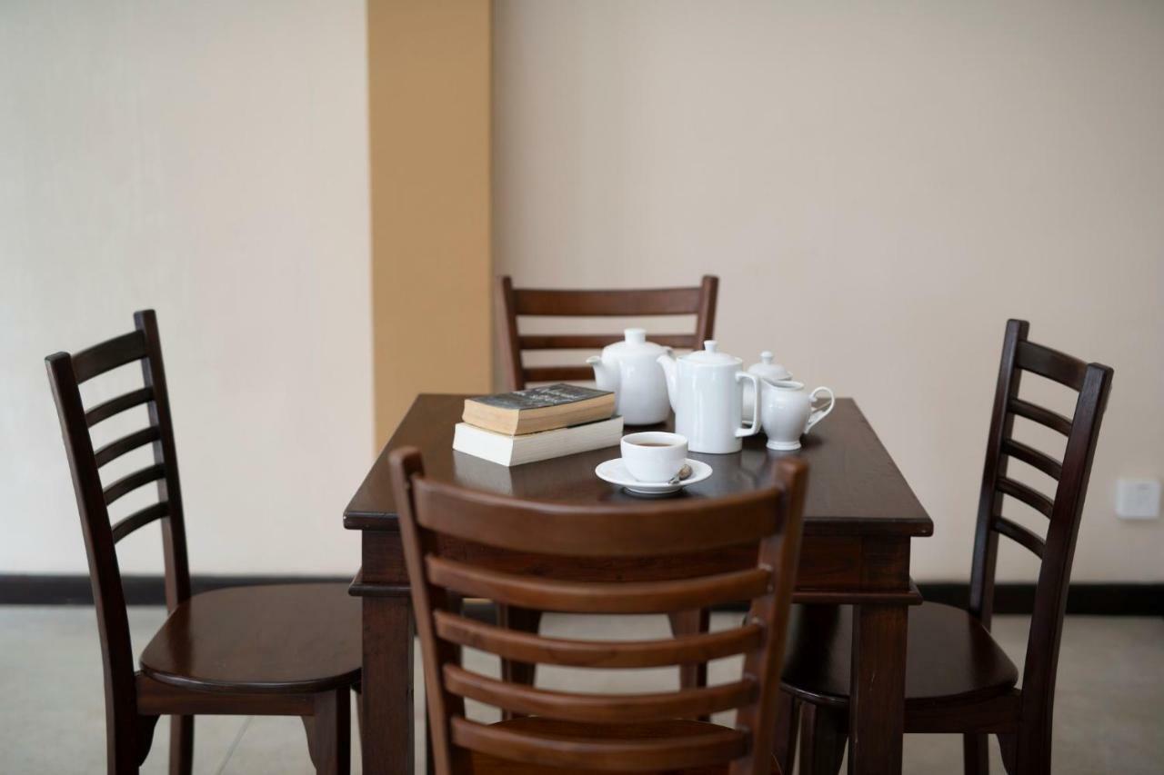 Melheim Kandy Villas Luaran gambar