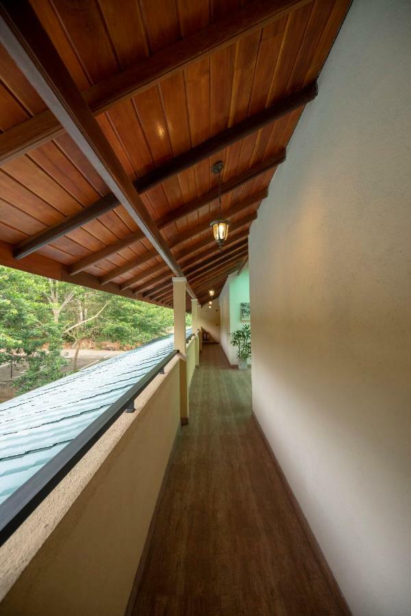 Melheim Kandy Villas Luaran gambar