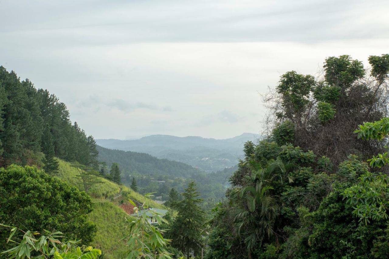 Melheim Kandy Villas Luaran gambar